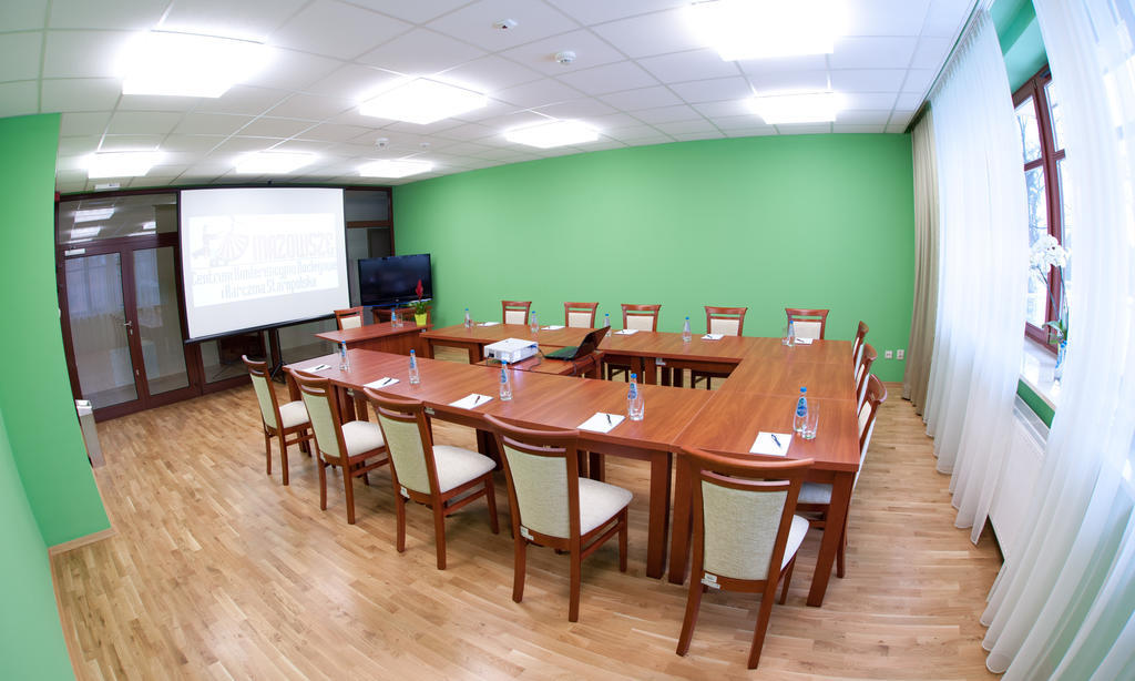 Ckm Centrum Konferencyjne Mazowsze Otrebusy Ngoại thất bức ảnh