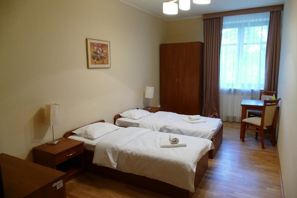 Ckm Centrum Konferencyjne Mazowsze Otrebusy Ngoại thất bức ảnh